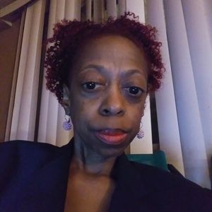 Meet your Posher, Deborah